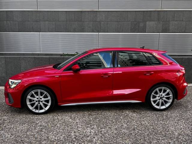 Audi A3 Sportback 35 TDI S Line — foto 3
