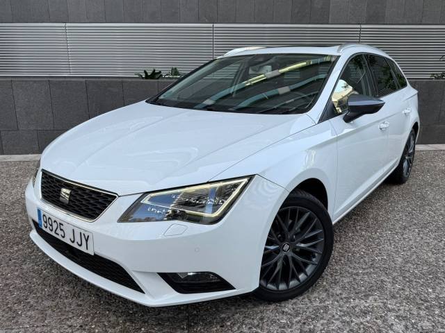 SEAT León ST 1.4 TSI DSG Style — foto 2