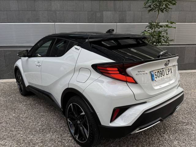 Toyota C-HR 180H GR Sport — foto 5