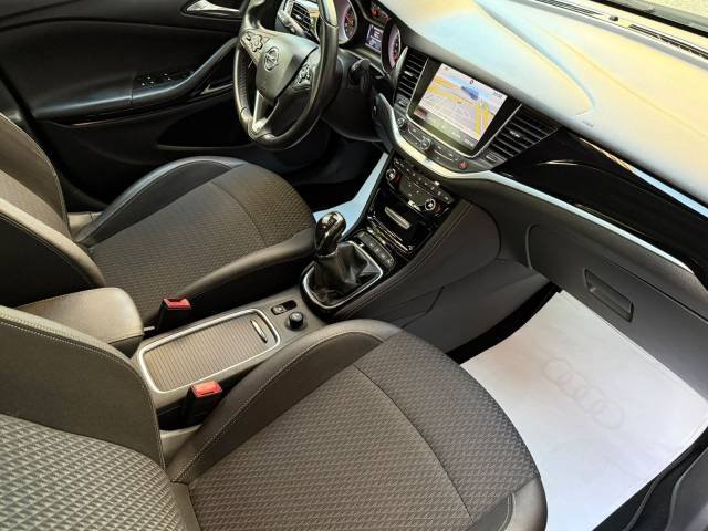 Opel Astra 1.6 CDTi Excellence ST — foto 10