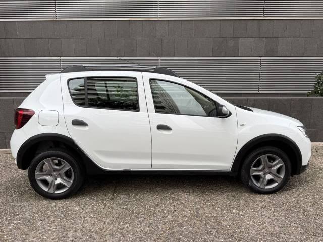 Dacia Sandero Stepway TCe 90 — foto 4