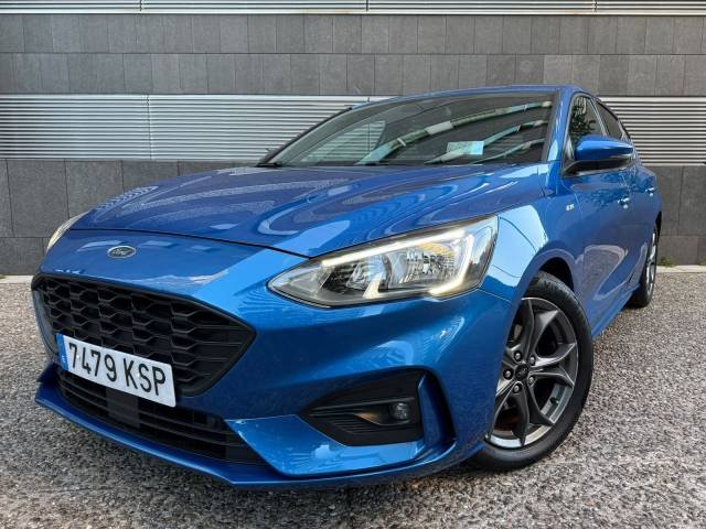 Ford Focus 1.5 EcoBoost ST-Line — foto 4