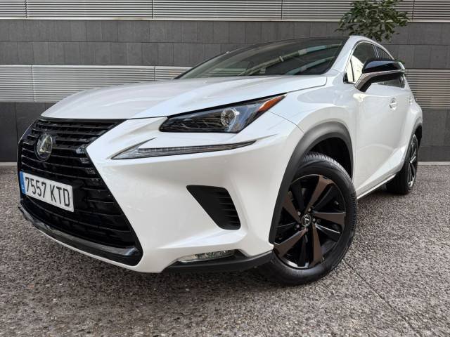 Lexus NX 300h Sport Edition — foto 4