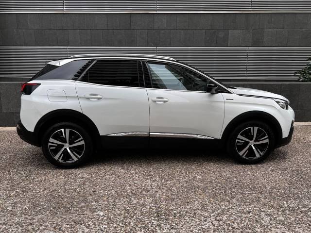 Peugeot 3008 1.5 BlueHDi GT Line — foto 4