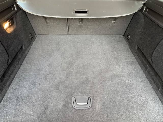 Opel Astra 1.6 CDTi Excellence ST — foto 11