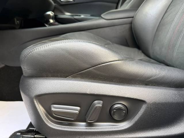 Toyota C-HR 180H GR Sport — foto 9