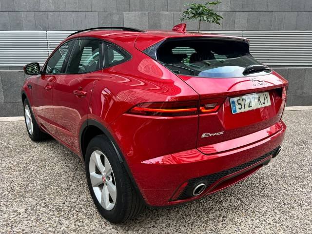 Jaguar E-Pace 2.0D R-Dynamic S — foto 6
