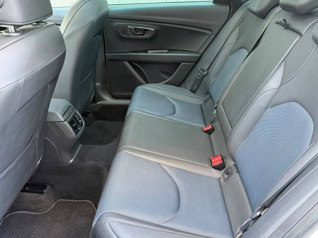 SEAT León ST 1.4 TSI DSG Style — foto 12