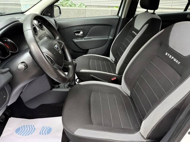 Dacia Sandero Stepway TCe 90 — foto 8
