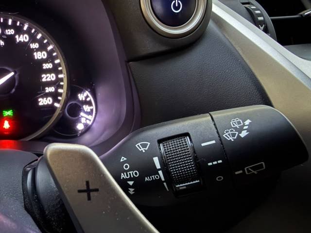 Lexus NX 300h Sport Edition — foto 8