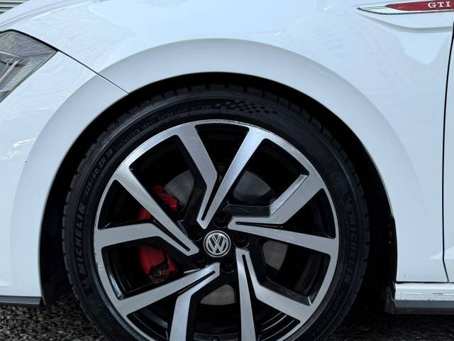Volkswagen Polo GTI 2.0 TSI DSG — foto 6