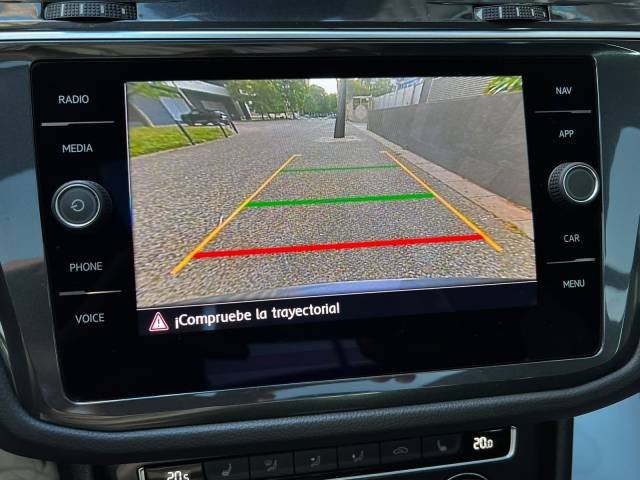 Volkswagen Tiguan 2.0 TDI Sport R-Line — foto 10