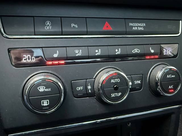 SEAT León ST 1.4 TSI DSG Style — foto 15