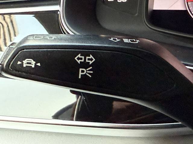 Audi Q8 45 TDI S Line — foto 12