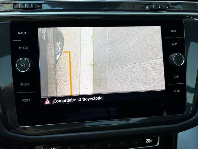 Volkswagen Tiguan 2.0 TDI Sport R-Line — foto 12