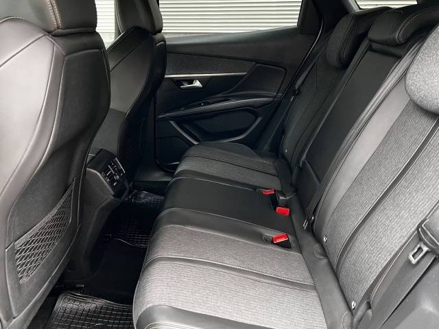 Peugeot 3008 1.5 BlueHDi GT Line — foto 13