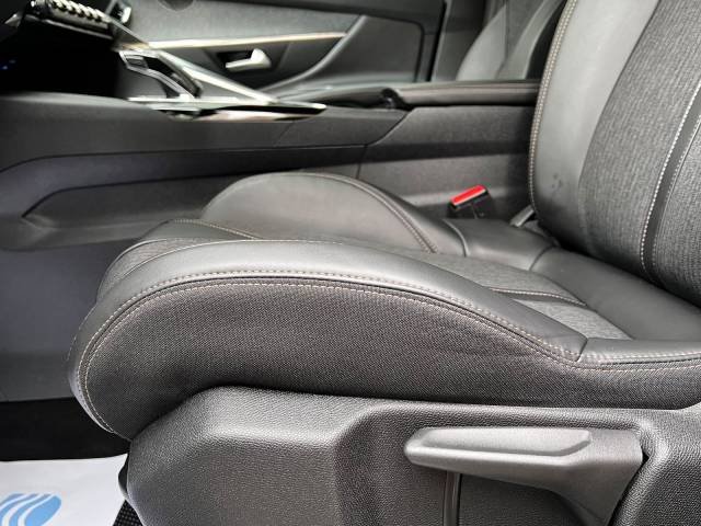 Peugeot 3008 1.5 BlueHDi GT Line — foto 15
