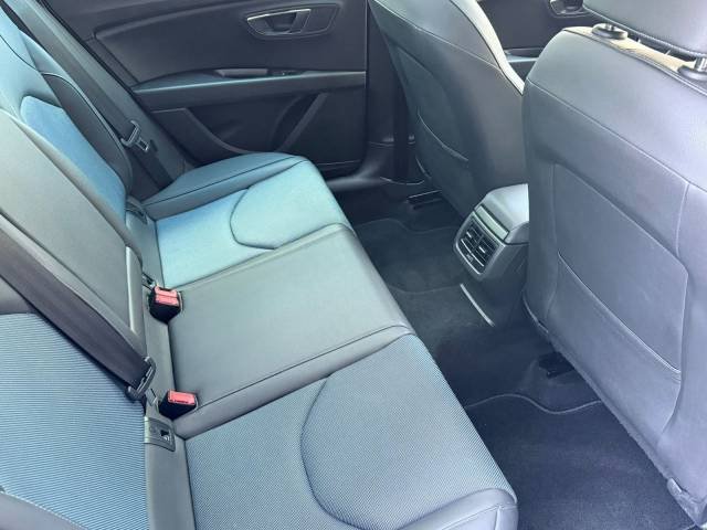 SEAT León ST 1.4 TSI DSG Style — foto 18