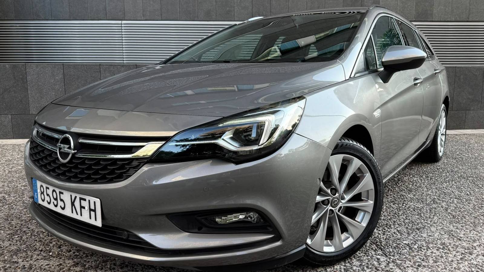 Opel Astra 1.6 CDTi Excellence ST