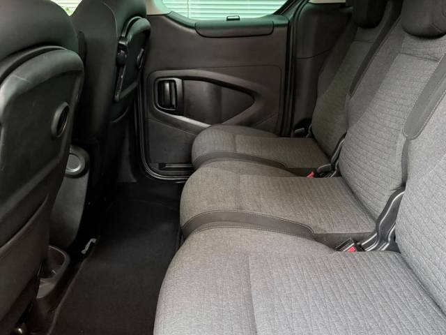 Citroën Berlingo BlueHDi 100 — foto 17