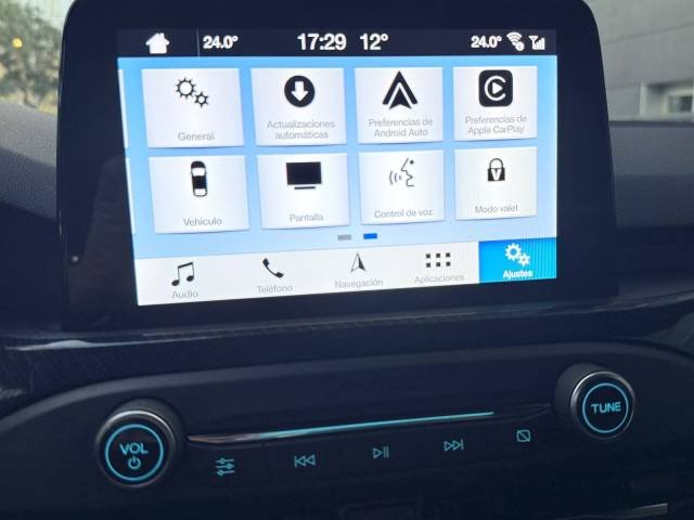 Ford Focus 1.5 EcoBoost ST-Line — foto 17