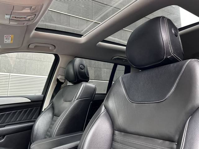 Mercedes-Benz GLS 350 d 4MATIC AMG — foto 27