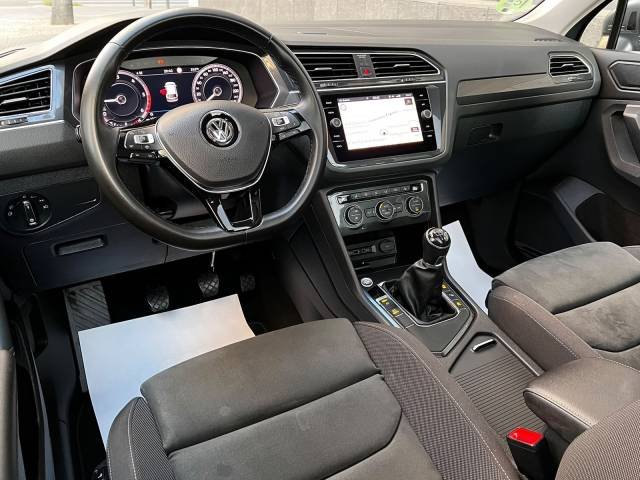 Volkswagen Tiguan 2.0 TDI Sport R-Line — foto 28