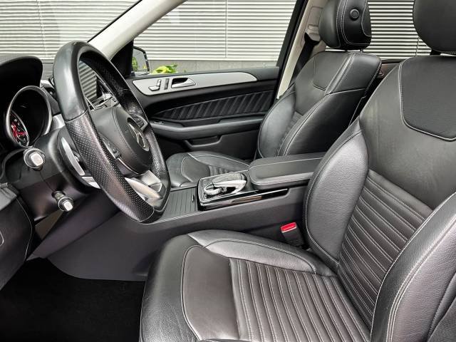 Mercedes-Benz GLS 350 d 4MATIC AMG — foto 30